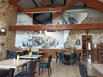 Atmosphère du Restaurant français Centre Routier de Bonsecours à Sévérac-d'Aveyron - n°1