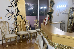 Golden Hair & Nails bar