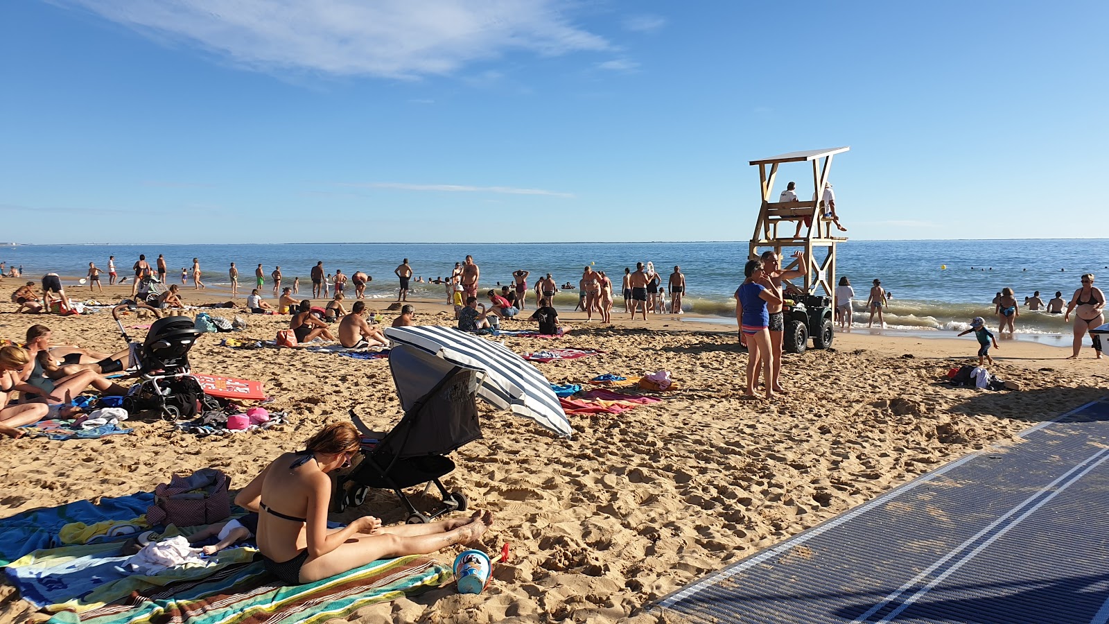 Foto af Belugas beach faciliteter område