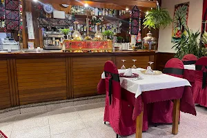 Royal Tandoori Indian Restaurant Lugo image
