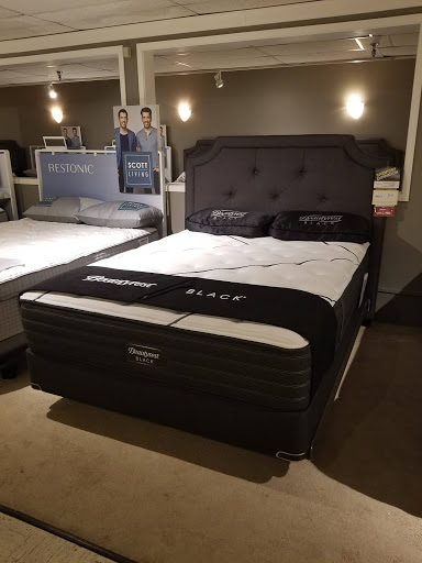 Furniture Store «Pilgrim Furniture & Mattress City Southington», reviews and photos, 55 Graham Pl, Southington, CT 06489, USA