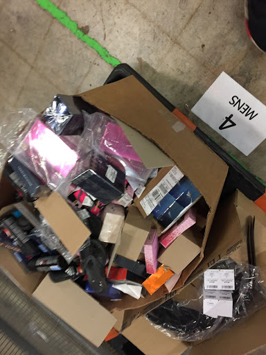 Clothing Store «Burlington Coat Factory», reviews and photos, 5245 Ridge Rd, Cincinnati, OH 45213, USA