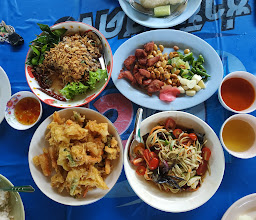 U-Ruea Chicken Grill photo