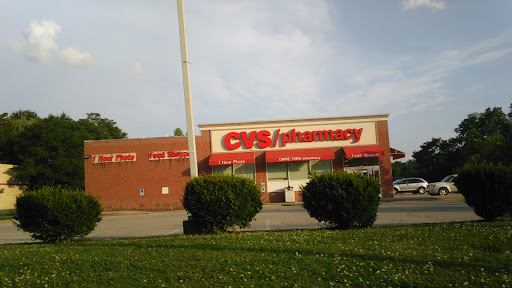 CVS, 610 Cherry St, Blanchester, OH 45107, USA, 