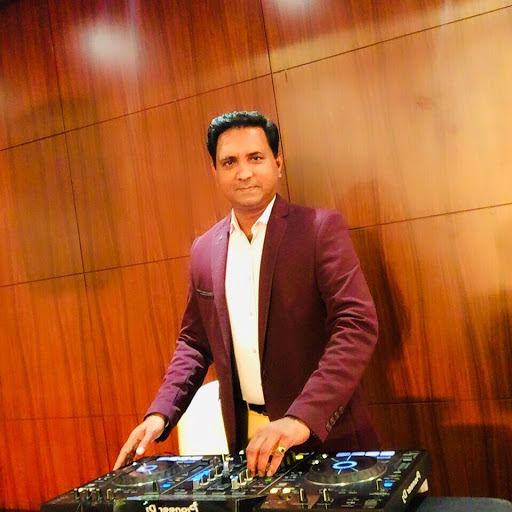 DJ Dion - Dion Events- DJ in Dubai | Yacht Rental/Party AV Rental (Dubai, UAE and India) DJ IN DUBAI