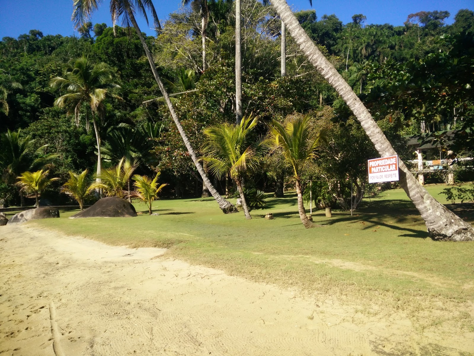 Praia do Trapiche'in fotoğrafı turkuaz saf su yüzey ile