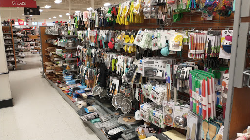 Department Store «T.J. Maxx», reviews and photos, 9590 Village Pl Blvd, Brighton, MI 48116, USA