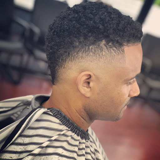 Barber Shop «EL GATO BARBER SHOP», reviews and photos, 3798 Buford Dr NE, Buford, GA 30518, USA