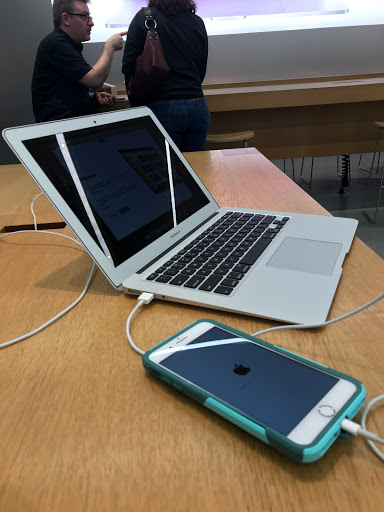 Computer Store «Apple Washington Square», reviews and photos, 9585 SW Washington Square Rd, Tigard, OR 97223, USA