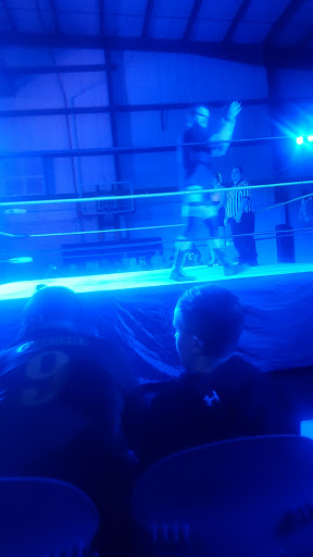 Outdoor Sports Store «Ho Chunk Sports and Expo Center», reviews and photos, 10 Southland Dr, Lynwood, IL 60411, USA