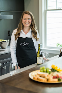 Party Host Helpers - Photo 3 - Car repair in , Naperville