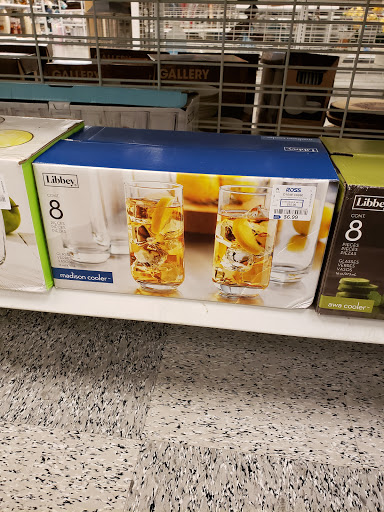 Outlet Mall «Hechinger Mall», reviews and photos, 1518 Benning Rd NE, Washington, DC 20002, USA