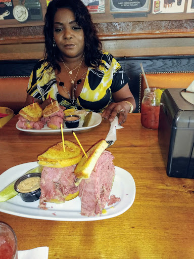 Shopping Mall «Rockside Corners Shopping Center», reviews and photos, 6901 Rockside Rd, Independence, OH 44131, USA