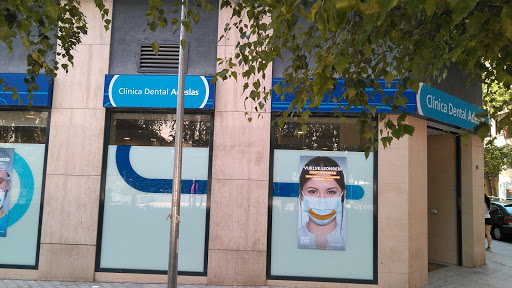 Adeslas Dental Clinic Barrio Salamanca dentista en Recoletos
