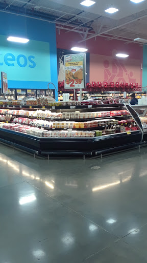 Grocery Store «El Super», reviews and photos, 4421 University Ave, San Diego, CA 92105, USA