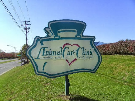 1096 Wellington Way, Lexington, KY 40513, USA