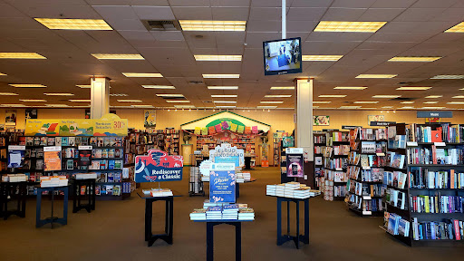 Book Store «Barnes & Noble», reviews and photos, 1091 El Camino Real, Redwood City, CA 94063, USA