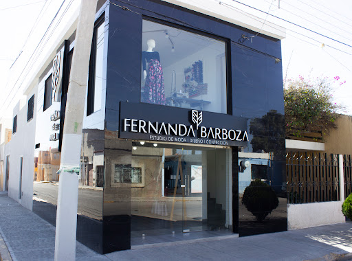 FERNANDA BARBOZA STUDIO