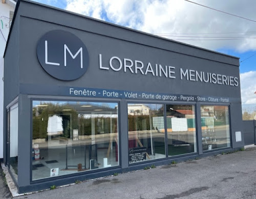Magasin de fenêtres en PVC Lorraine Menuiseries Val de Briey