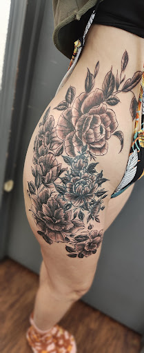 Explore arm tattoo cover up ideas, creative tattoo ideas in Lewiston, available at Walkins tattoos studio