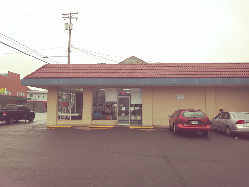 Laundromat «Sunshine on Glisan Coin Laundry & Cleaners», reviews and photos, 7914 NE Glisan St, Portland, OR 97213, USA