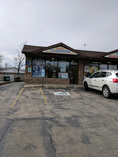 Dry Cleaner «Central Dry Cleaners & Shirt», reviews and photos, 336 W Maple St # 1, New Lenox, IL 60451, USA
