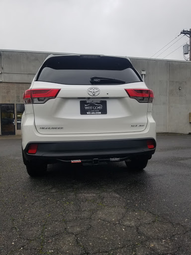 Used Car Dealer «West Coast Auto Group», reviews and photos, 231 NE 10th Ave, Portland, OR 97232, USA