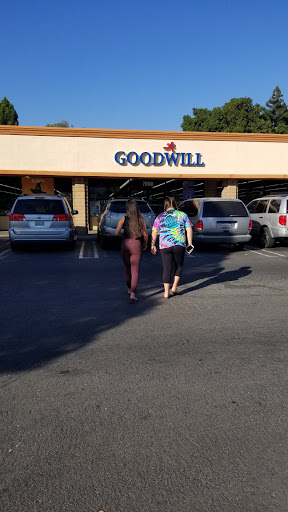 Shopping Mall «Santa Teresa Village Shopping Center», reviews and photos, 7028 Santa Teresa Blvd, San Jose, CA 95139, USA