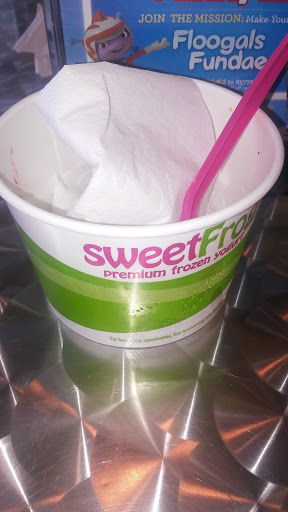 Frozen Yogurt Shop «Sweet Frog Stonebridge», reviews and photos, 125 Stonebridge Plaza Avenue, Richmond, VA 23225, USA