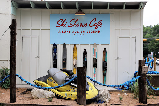 Ski Shores Cafe