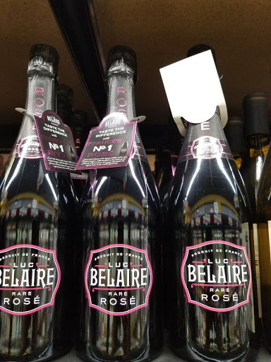 Liquor Store «Gold Crown Liquors Store», reviews and photos, 3425 N Clark St, Chicago, IL 60657, USA