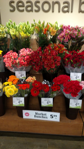 Grocery Store «Safeway», reviews and photos, 1891 Pioneer Pkwy E, Springfield, OR 97477, USA