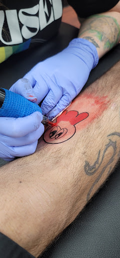 Tattoo and Piercing Shop «Hollywood Ink Tattoos», reviews and photos, 3501 S Tryon St, Charlotte, NC 28217, USA