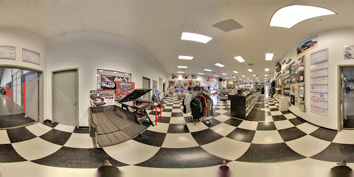 Truck Accessories Store «4 Wheel Parts Performance Center - Coppell», reviews and photos, 800 W Sandy Lake Rd, Coppell, TX 75019, USA