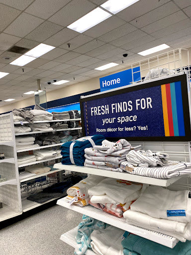 Clothing Store «Ross Dress for Less», reviews and photos, 4408 Las Positas Rd, Livermore, CA 94551, USA