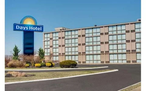 Days Hotel by Wyndham Toms River Jersey Shore image