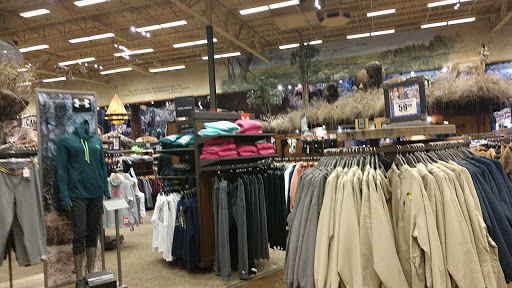 Sporting Goods Store «Bass Pro Shops», reviews and photos, 1000 Bass Pro Dr NW, Altoona, IA 50009, USA