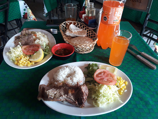 El Culebra Restaurant