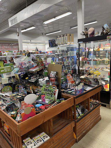 Convenience Store «Mt Carmel One Stop Shop», reviews and photos, 116 S Oak St, Mt Carmel, PA 17851, USA