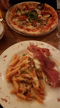 Pizza du Restaurant italien Mora Chez Georgio à Paris - n°19