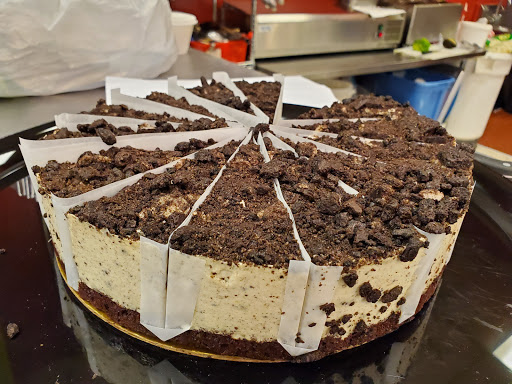 Shopping Mall «Merritt Park Shopping Center», reviews and photos, 1762 Merritt Blvd, Dundalk, MD 21222, USA