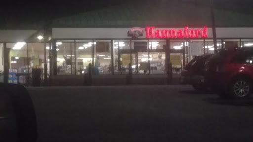 Grocery Store «Hannaford Supermarket», reviews and photos, 158 N Main St, Uxbridge, MA 01569, USA