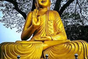 Buddha Sculpture image