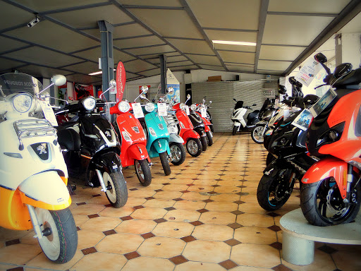 Rollercenter Steinfeld VESPA-PEUGEOT-KYMCO-SYM-PIAGGIO