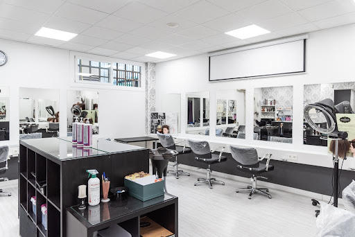 Centro de Formación de Estética y Peluquería Domeka Vera, Escuela vocacional en Logroño,La Rioja