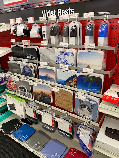 Office Supply Store «Staples», reviews and photos, 933 Montgomery Ave, Narberth, PA 19072, USA