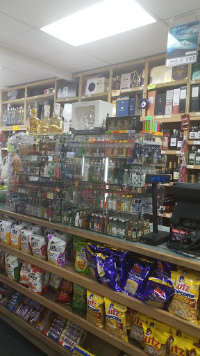 Liquor Store «Euro Liquors», reviews and photos, 10512 Reisterstown Rd, Owings Mills, MD 21117, USA