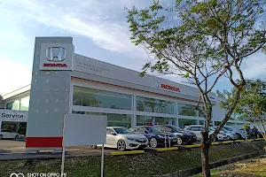 Honda Lee Motors Sungai Petani image