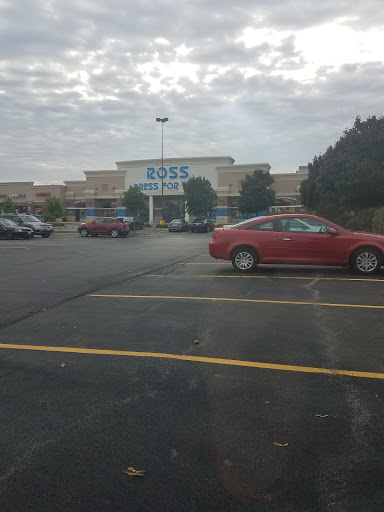 Clothing Store «Ross Dress for Less», reviews and photos, 12700 IL-59, Plainfield, IL 60544, USA