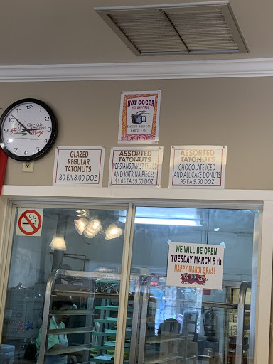 Donut Shop «Tato-Nut Donut Shop», reviews and photos, 1114 Government St, Ocean Springs, MS 39564, USA